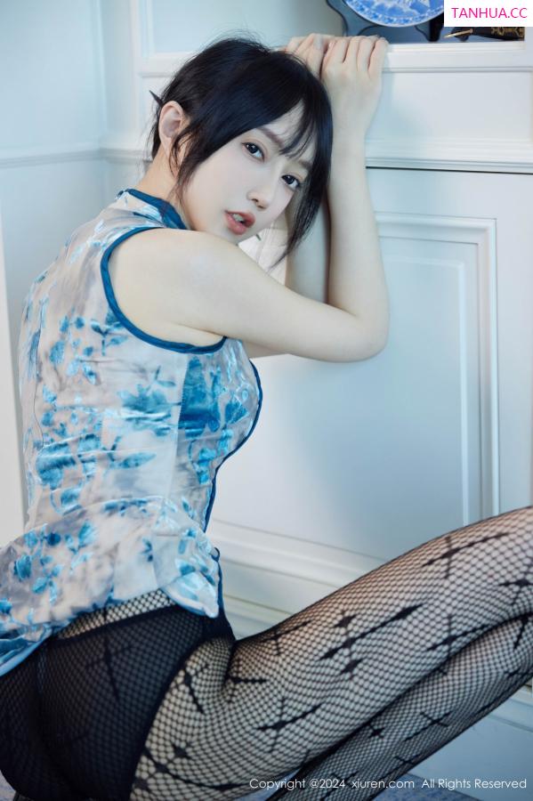 玥儿玥  [XiuRen]高清写真图 2024.09.30 No.9236 玥儿玥er 美腿丝袜第36张图片